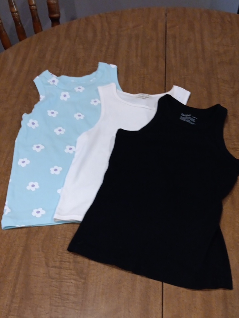 Girls Lot Of Tank Tops. Size 10/12